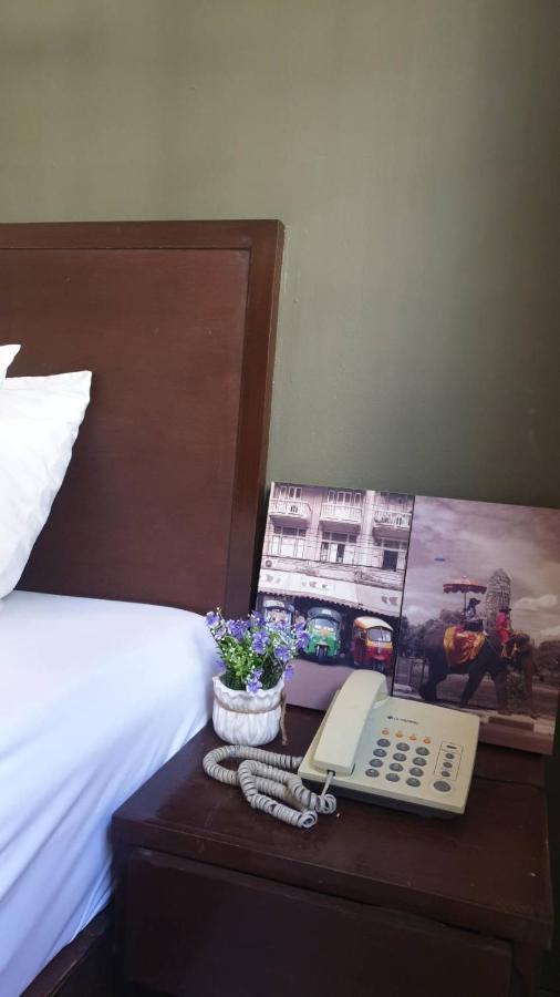 فندق بانكوكفي  Zen Sukhumvit33 المظهر الخارجي الصورة